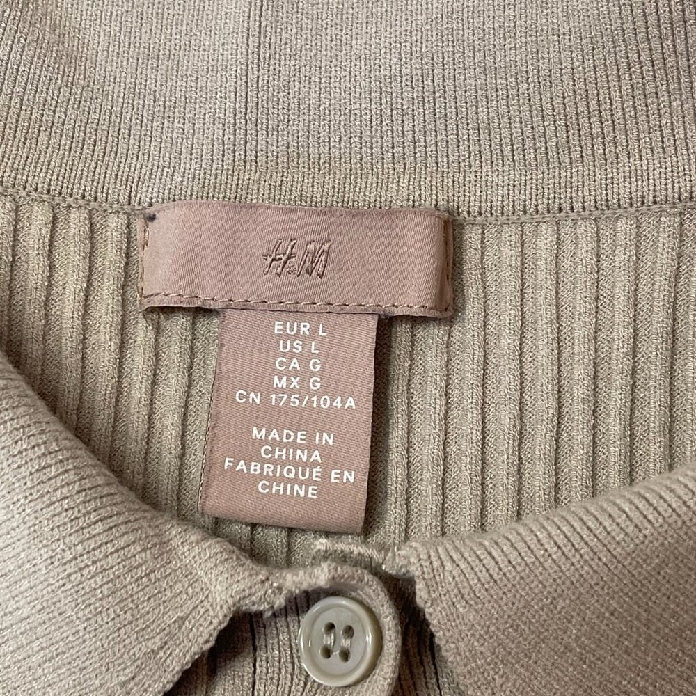 H&M Cropped Ribbed Short Sleeve Button Up, Tan/cream, Size Large - Picture 3 of 3